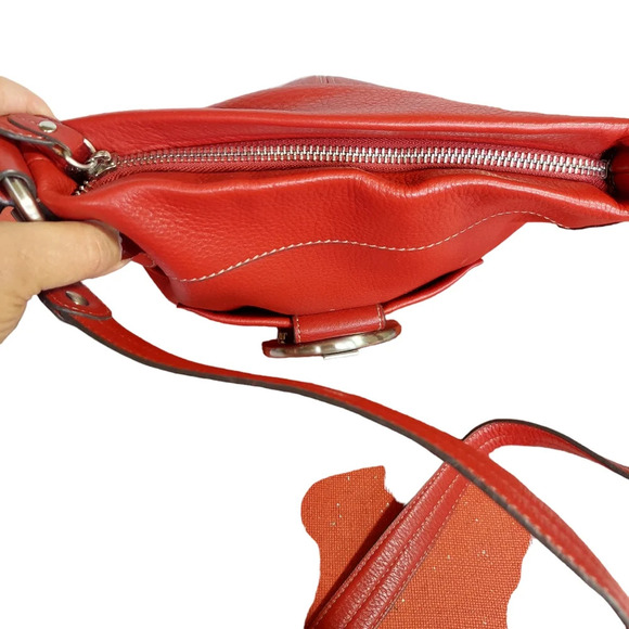 B Makowsy Red Pebbled Leather Crossbody Bag with Heavy Silver Charm - Picture 13 of 14
